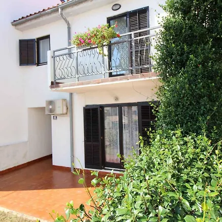 In Porec/istrien 9919 Holiday home Porec
